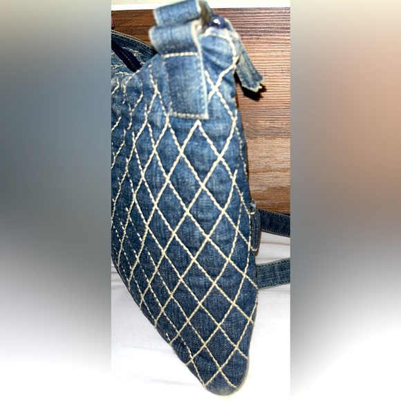 Stylish Blue Crossbody Bag - Picture 6 of 12